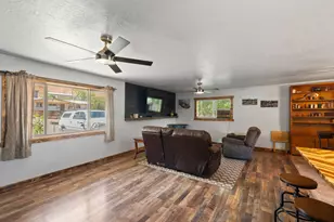 549 Mountain View Dr, Moab, UT 84532 - Photo 4