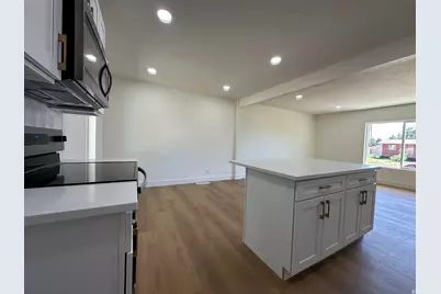 660 E 1125 N, Ogden, UT 84404 - Photo 6