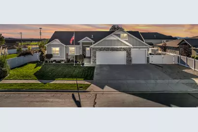 674 S 3300 W, Syracuse, UT 84075 - Photo 2