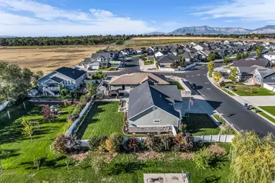 674 S 3300 W, Syracuse, UT 84075 - Photo 58