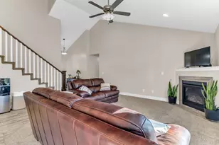 674 S 3300 W, Syracuse, UT 84075 - Photo 8