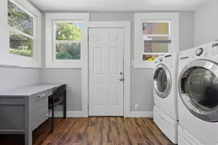 273 S 1100 E, Salt Lake City, UT 84102 - Photo 26