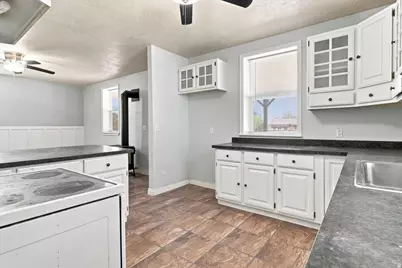 111 S Main St, Sterling, UT 84665 - Photo 8