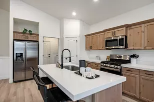 1636 E Groundhog Ln, Eagle Mountain, UT 84005 - Photo 8