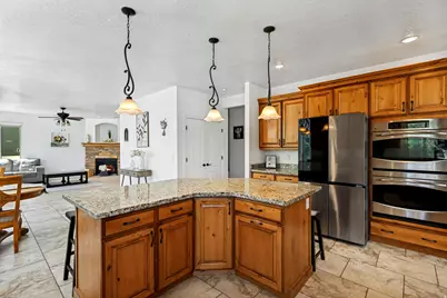 11643 S Jordan Farms Rd W, South Jordan, UT 84095 - Photo 18