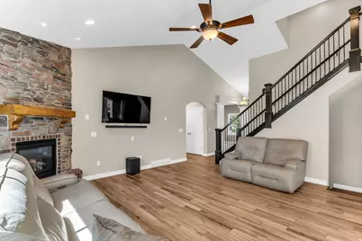 2567 W Tillery Cir S, Riverton, UT 84065 - Photo 10