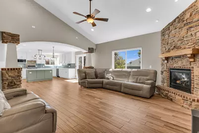 2567 W Tillery Cir S, Riverton, UT 84065 - Photo 12