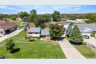 2317 E Oakridge Dr N, Layton, UT 84040 - Photo 30