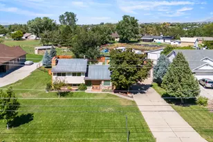 2317 E Oakridge Dr N, Layton, UT 84040 - Photo 30