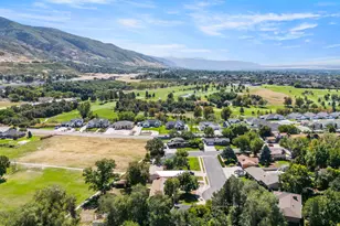 2317 E Oakridge Dr N, Layton, UT 84040 - Photo 32