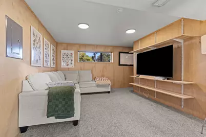 2317 E Oakridge Dr N, Layton, UT 84040 - Photo 18