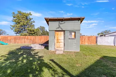 2317 E Oakridge Dr N, Layton, UT 84040 - Photo 24