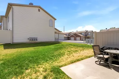 652 W 800 N #67, Clinton, UT 84015 - Photo 20