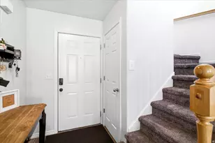652 W 800 N, Clinton, UT 84015 - Photo 4