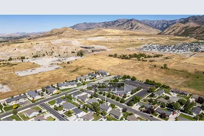 629 N 200 E, Smithfield, UT 84335 - Photo 48