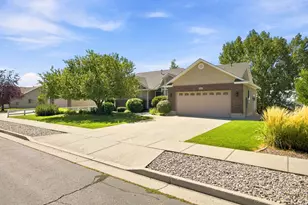 629 N 200 E, Smithfield, UT 84335 - Photo 2