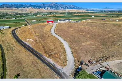 8561 S Horizon Dr, Paradise, UT 84328 - Photo 44