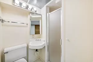 958 E Tritoma Ave, Sandy, UT 84094 - Photo 34