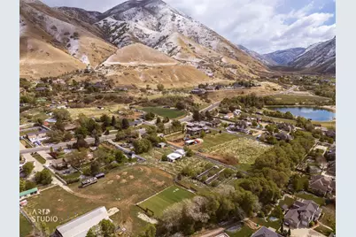 2672 E Canyon Rd, Springville, UT 84663 - Photo 38