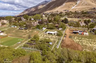 2672 E Canyon Rd, Springville, UT 84663 - Photo 26
