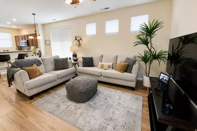 3434 E Hidden Springs Dr, Washington, UT 84780 - Photo 2