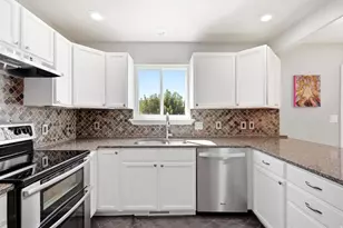 6671 W Haven Maple Dr, West Jordan, UT 84081 - Photo 16