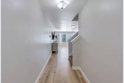 432 S Sunland Way, Saratoga Springs, UT 84045 - Photo 2