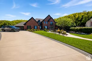 667 Wildflower Cir, North Salt Lake, UT 84054 - Photo 4