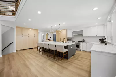 667 Wildflower Cir, North Salt Lake, UT 84054 - Photo 10