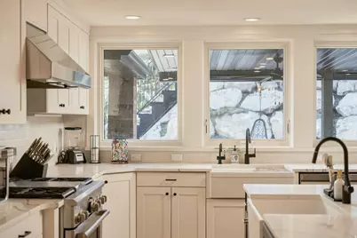 667 Wildflower Cir, North Salt Lake, UT 84054 - Photo 12