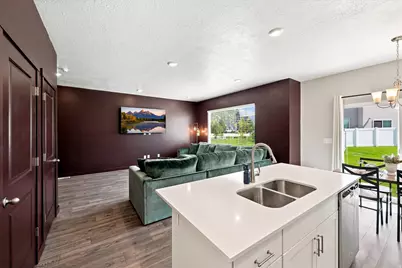 879 S Brubaker Way, Santaquin, UT 84655 - Photo 8