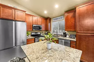 778 N Aberdeen Way, Saratoga Springs, UT 84045 - Photo 8