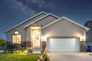 778 N Aberdeen Way, Saratoga Springs, UT 84045 - Photo 2