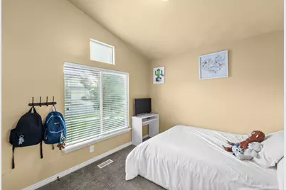 778 N Aberdeen Way, Saratoga Springs, UT 84045 - Photo 22