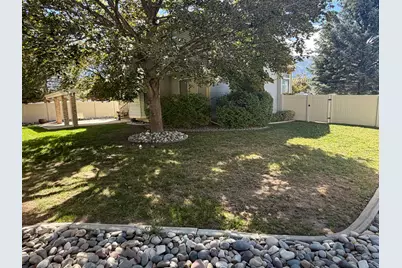 2193 E Sego Lily Dr S, Sandy, UT 84092 - Photo 6