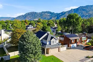 2193 E Sego Lily Dr S, Sandy, UT 84092 - Photo 4