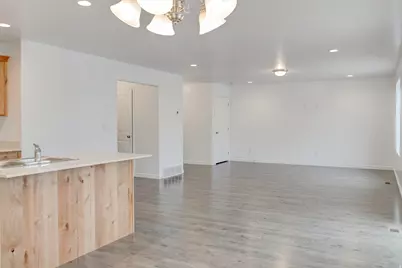 1701 S Windsong Dr #SR 377, Santaquin, UT 84655 - Photo 6