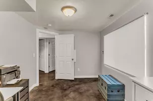 6437 S High Bluff Dr W, Salt Lake City, UT 84118 - Photo 32