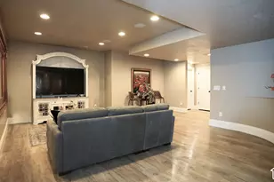 7256 S Milne Garden Cir E, Cottonwood Heights, UT 84047 - Photo 30