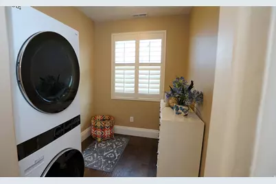 7256 S Milne Garden Cir E, Cottonwood Heights, UT 84047 - Photo 54