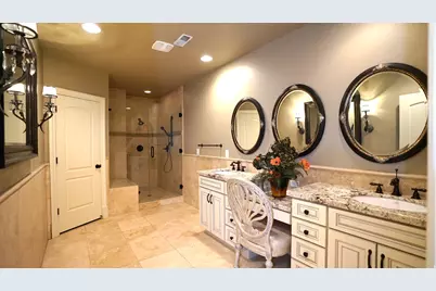 7256 S Milne Garden Cir E, Cottonwood Heights, UT 84047 - Photo 40