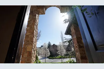 7256 S Milne Garden Cir E, Cottonwood Heights, UT 84047 - Photo 8