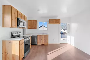 1563 S Deerbrook Spec, Santaquin, UT 84655 - Photo 4
