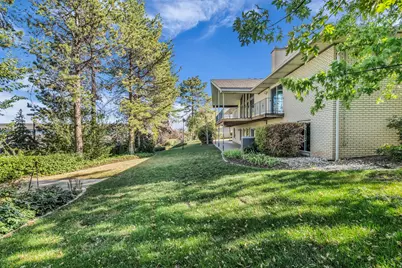 6972 S Sunrise Hills Cir, Cottonwood Heights, UT 84121 - Photo 2