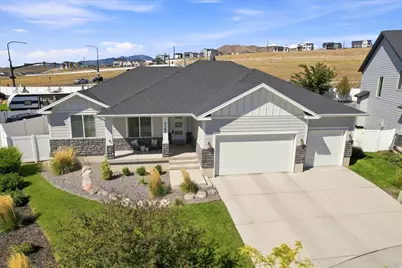 2363 N Elderberry Cir, Saratoga Springs, UT 84045 - Photo 2