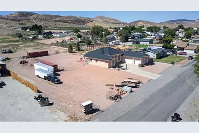 64 S 400 W, Aurora, UT 84620 - Photo 80