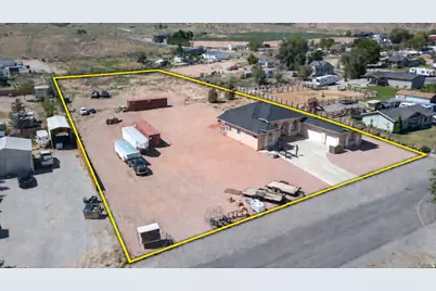64 S 400 W, Aurora, UT 84620 - Photo 2