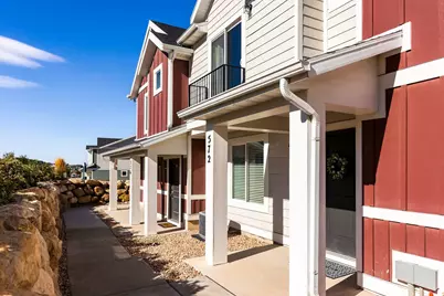572 N Canvasback Dr, Lehi, UT 84043 - Photo 2