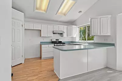1720 N 1850 E, North Logan, UT 84341 - Photo 8