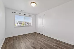 1752 W Valcrest Dr S, Saratoga Springs, UT 84045 - Photo 30